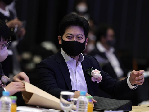 더리젤의원 한윤석 대표원장